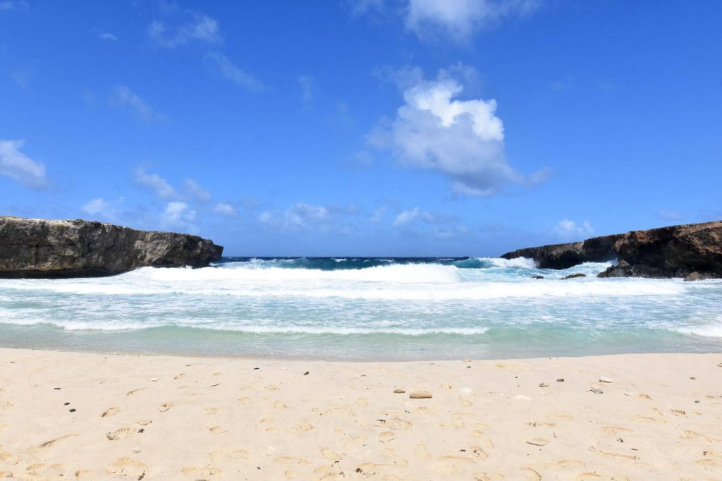 Deseja morar na Praia dos Namorados?